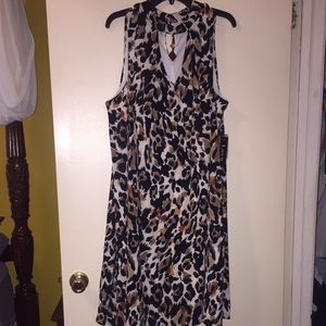 NWT Sleveless Animal Print Dress